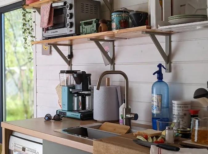 Hurra Dziura 度假居 *